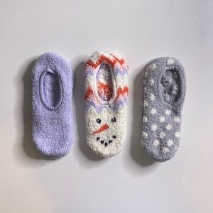 Old Navy Fuzzy Socks Set